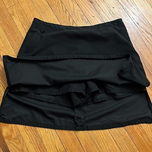 Patagonia Women's black Skort size 6 - Picture 7 of 9